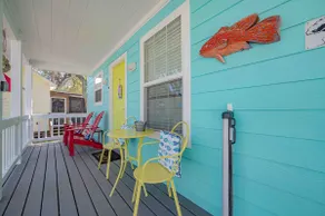 Vibrant Spot! Kids Luv Queen Bunkbed, Pool, Dog OK - Image 5