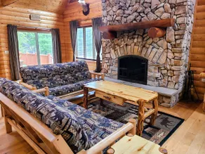 Luxury Family Cabin in a forest with a private pond - Image 4