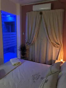 small suite - Image 3