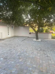 Double room with bathroom, heated pool & hot tub - Image 4