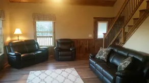 Hillside Country Cabin - Image 5