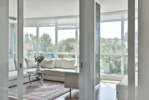 Spectacular Presidential Loft - Downtown Toronto - Image 3