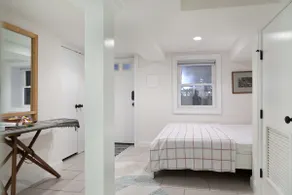 Comfy, clean one-bedroom unit in Columbia Heights - Image 4