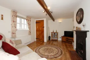 Willow Cottage - Central Ely - Image 4