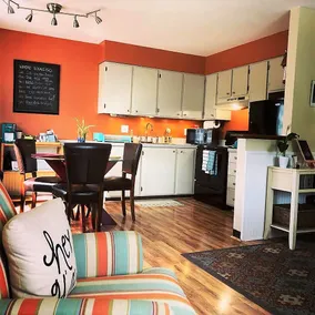 The Autumn Studio at Remington Flats In Old Town - Image 5