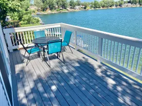 Lakeside Oasis: A Relaxing Lakefront Cottage! - Image 3