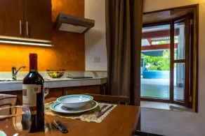 Mini studio with views to the small pool. - Image 2