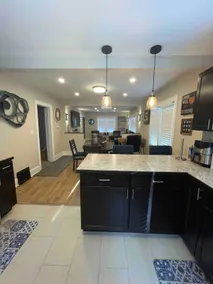 Beautiful Comfy 2 Bedroom Home with Patio,Fire Pit - Image 2