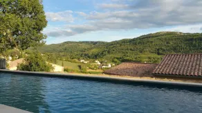 Couiza, près de Carcassonne, maison haut de gamme et luxueuse pour 8 personnes avec piscine. - Image 3