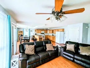 Relaxing Bourbon Trail Countryside Home & GameRoom - Image 4