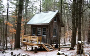 Oma's Cabin - A Quiet, Off-Grid Forest Retreat - Image 3