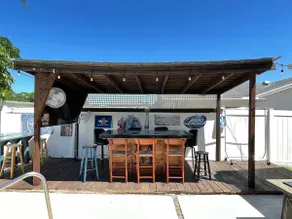 Clearwater Vacation Paradise Home Pool & Hot Tub, Outside Bar- TV, Pets welcome - Image 5