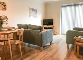 Two Bedroomed Bungalow at Cove Holiday Park - Image 4