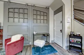 Redbird House - fully separate, walkable, parking - Image 5