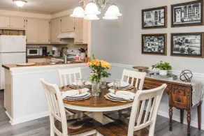 Spartanburg Serenity : Stylish 2-Bedroom Townhouse - Image 4
