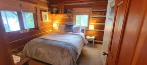 Canadian Classic Waterfront Cottage - Image 2