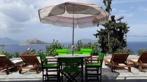 Seaside Home with Sea Views & Large Terrace - Image 2