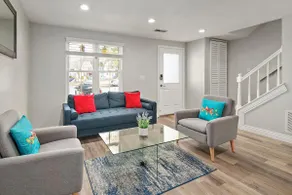 Modern Townhouse conveniently near D.C. - Image 5
