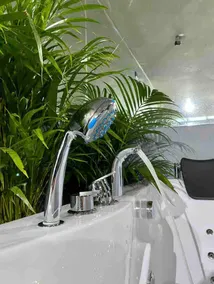 ★ Luxury Penthouse Apartment ★Jacuzzi PRIV★Netlife - Image 3