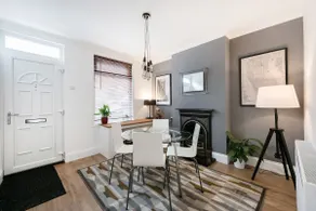 2 Bed Flat in Central Luton - Image 4