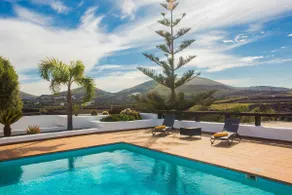 Luxuriöses Landhaus \"El Quinto\" mit Pool, Terrasse, Garten & WLAN - Image 3