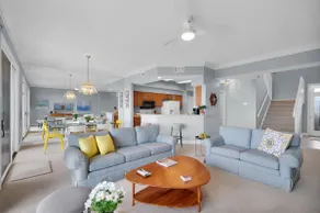 Beautiful 3 Bedroom 3.5 Bath Beachfront Townhouse, Sleeps 8 - Image 3