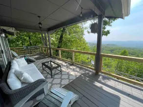 Highlands Mountaintop Escape - Image 4