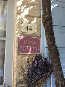 Charming Rose Cottage Provence - Image 4
