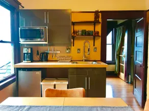 The Nest/Portland.Peaceful.Fun - Image 4