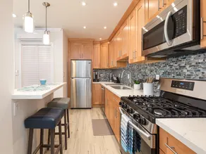 Close to SoFi | Near LAX & Beach | Full Guesthouse - Image 4