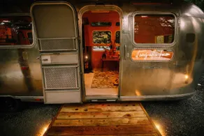 Land Yacht AirDream - w/ Hot tub & Creek access - Image 3