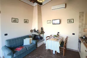 Byt v Todi s bazénem a zahradou - Image 3