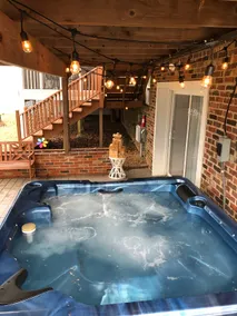 Lakehouse at Chester Frost Park ~ Hot Tub / Kayaks - Image 3