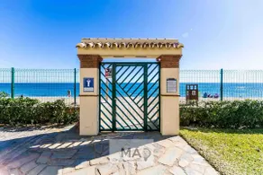 Apartment just 30 meters from the sea and beach - Image 2