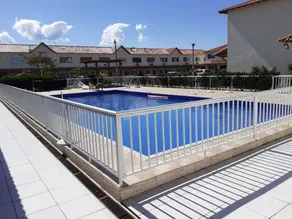 Condominium house with swimming pool and leisure area. - Image 4