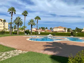 200 meters from the beach, with a swimming pool and large garden. - Image 4