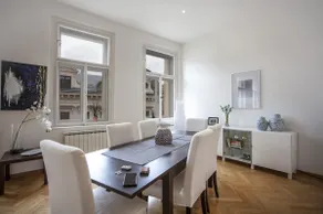 Charles Bridge Apartment - Image 4