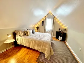 Mountain Victorian+Heart of Downtown+Kitchen+Yard! - Image 3