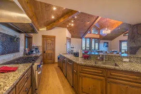Skislope-Tahoe Villa - Image 5