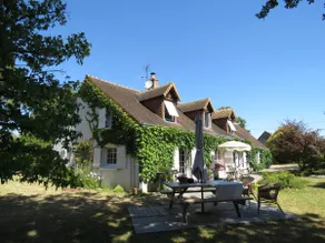 House in the heart of the Châteaux de la Loire - Image 4
