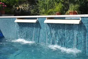 Stylish two bedroom villa apartment w heated pool - Image 5