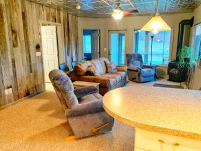 Eagle Hill Lodge - Image 2