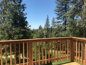 POOL & HOT TUB! Log Cabin near Yosemite! - Image 2