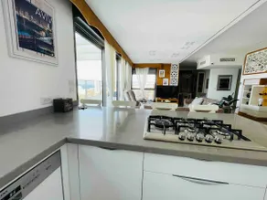 Exquisite Sunset Penthouse - Image 4