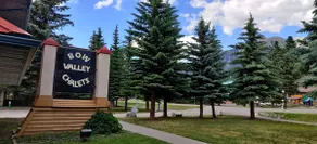 Bow Valley Chalets-Entire 2 King Bedrooms townhouse - Image 4