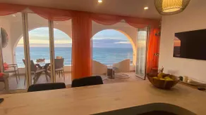 Luxurious, Relaxing Coastal Escape with Pool - Image 2