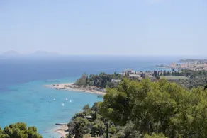 Stunning Sea View Maisonette - Image 2