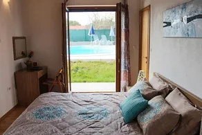Villa Arton heated swimming-pool - Image 5