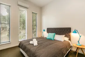 Lorne Luxury Escape – Peaceful, Family-Friendly with Ocean & Forest Views - Image 5