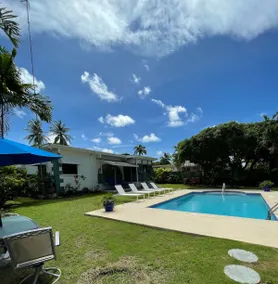 Smuk 3 soveværelser Bajan stil hjem med privat pool beliggende i tropiske haver - Image 4